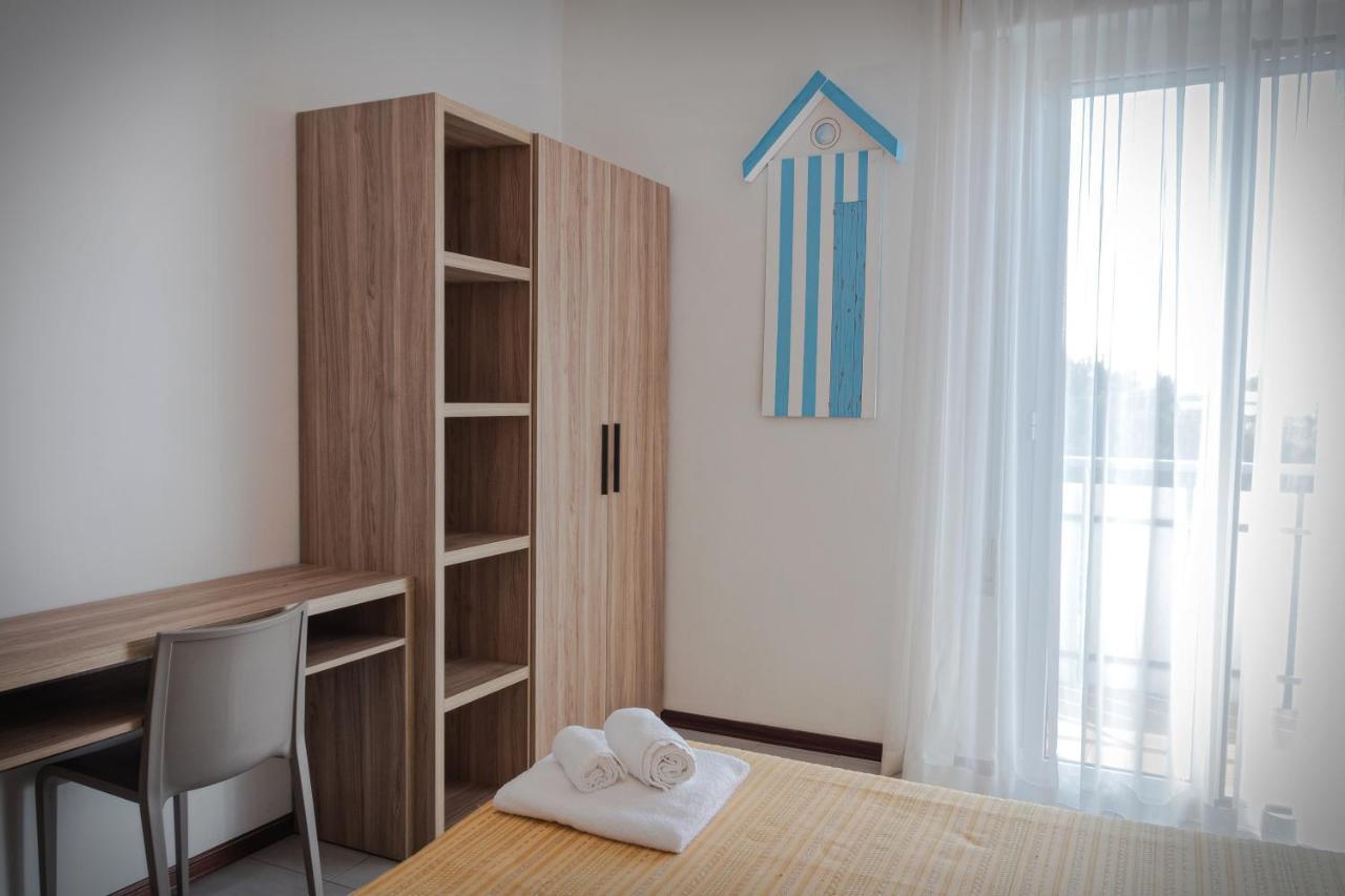 קרביה Hotel Astrid מראה חיצוני תמונה