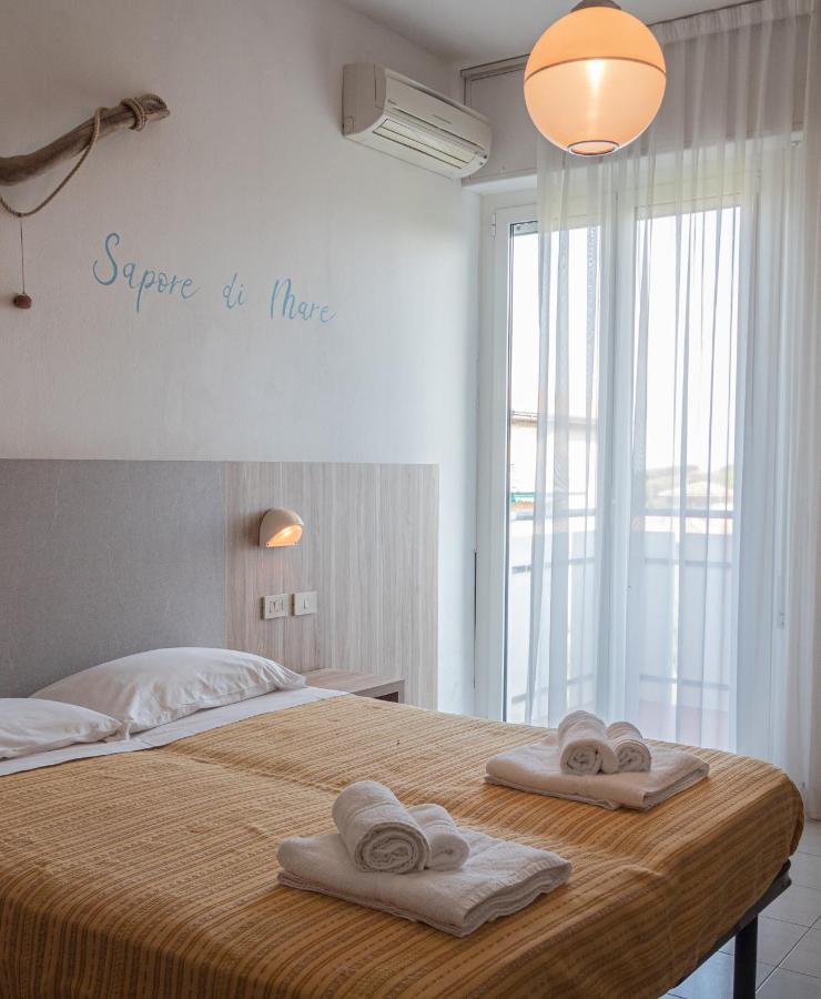 קרביה Hotel Astrid מראה חיצוני תמונה