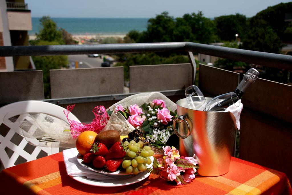 קרביה Hotel Astrid מראה חיצוני תמונה