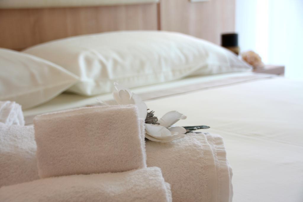 קרביה Hotel Astrid מראה חיצוני תמונה